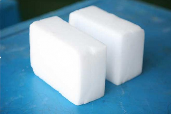 干冰裝入熱水瓶會(huì)怎么樣